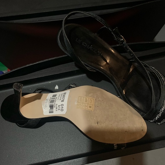 Le Chateau elegant evening sandal - Picture 3 of 3